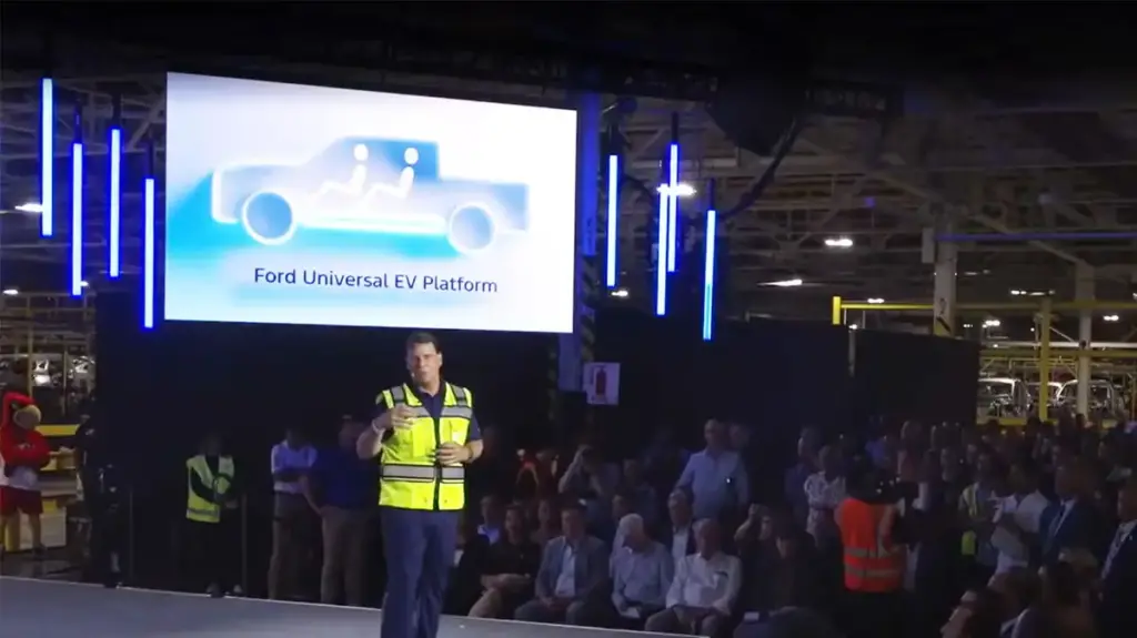 Ford CEO Reveals $30K Electric Vehicle Won't Be Traditional Pickup Truck 4 image 190