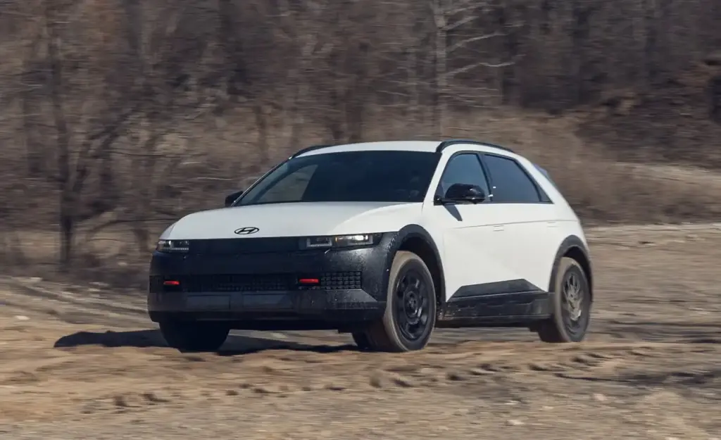 SUV Surge Dominates Q3 Auto Sales as Electric Vehicles See Final Tax Credit Rush 3 image 191