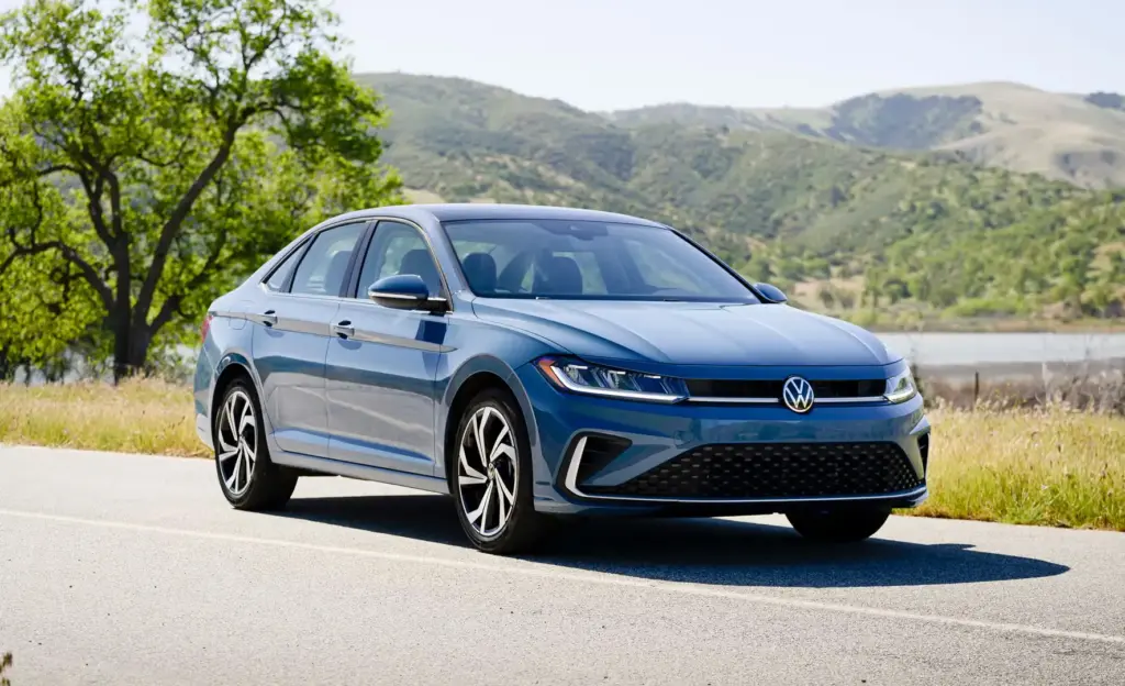 SUV Surge Dominates Q3 Auto Sales as Electric Vehicles See Final Tax Credit Rush 10 image 198