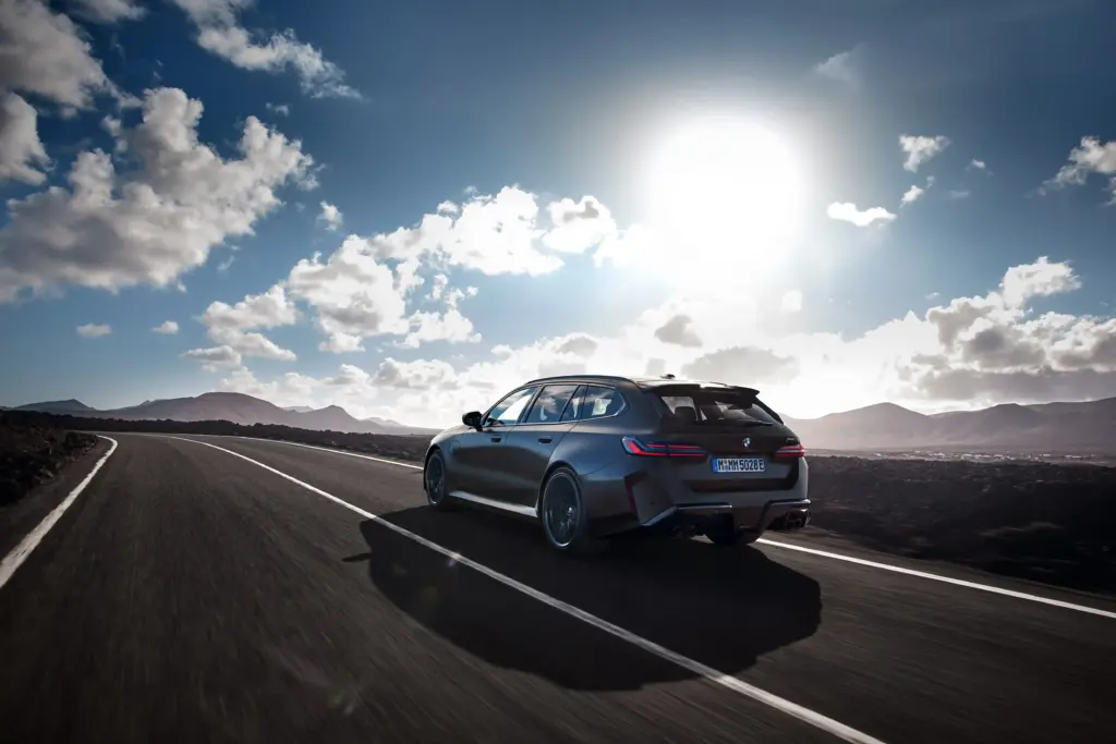2025 BMW M5 Touring Review: Worth It? 5 image 260