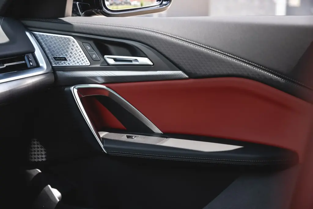2025 BMW X2 Review: Is It Worth Buying? 13 image 558